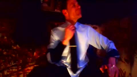 Snapshot of howbowdadareboy33 chatting on 01-19-25, 12:38 ask me online show from 01-19-25, 12:38