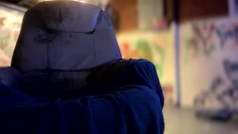 Snapshot of howbowdadareboy33 chatting on 09-21-25, 09:00 ask me online show from 09-21-25, 09:00