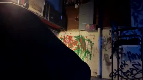 Snapshot of howbowdadareboy33 chatting on 09-29-25, 09:36 ask me online show from 09-29-25, 09:36