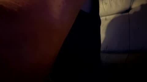 Snapshot of howbowdadareboy33 chatting on 10-14-25, 08:04 ask me online show from 10-14-25, 08:04