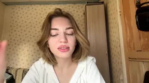 hsiuscherich online show from 11-14-25, 07:40