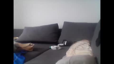 Snapshot of hubikush22 chatting on 10-28-25, 02:20 hubikush22 online show from 10-28-25, 02:20