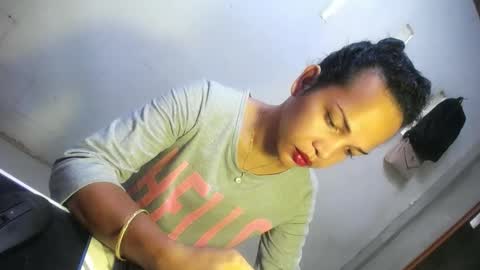 Snapshot of hugcock69_precious chatting on 12-16-24, 11:50 Precious online show from 12-16-24, 11:50