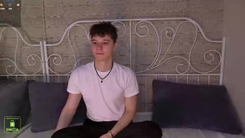 ANTHONY online show from 12-04-25, 03:32