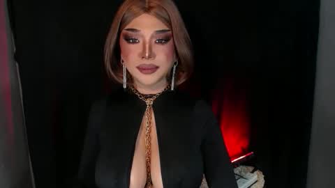 Christine online show from 01-05-26, 07:28