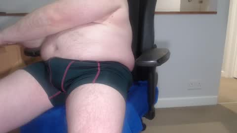 Snapshot of huggie_bear69 chatting on 03-05-25, 10:22 Huggie Bear online show from 03-05-25, 10:22