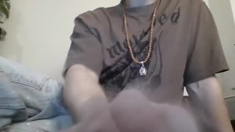 Snapshot of hugmeplease13 chatting on 12-29-24, 04:30 hugmeplease13 online show from 12-29-24, 04:30