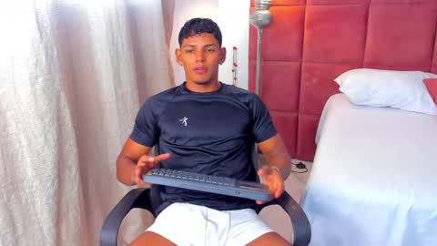 Hugo Cano online show from 11-20-25, 06:18