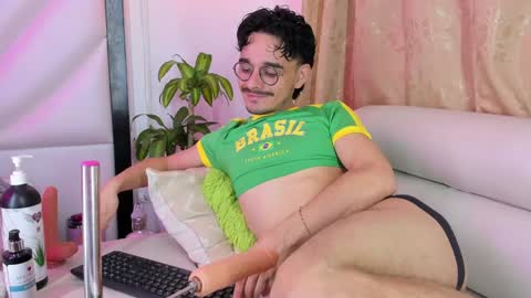 HUGO online show from 01-27-25, 05:25