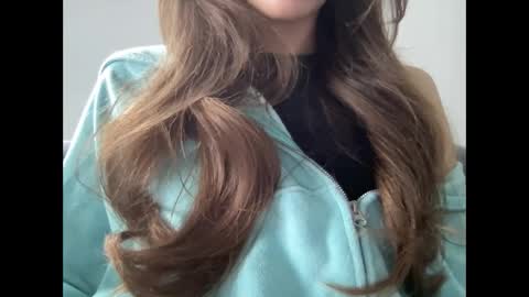 hugsandkissess online show from 11-04-25, 08:57