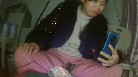 hujiajia520321431 online show from 01-12-26, 10:04