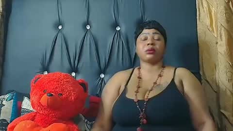 humongoustitss500929 online show from 09-17-25, 04:08