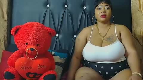 humongoustitss500929 online show from 10-09-25, 05:11