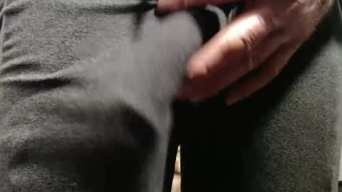 Snapshot of hung_hot_fit10 chatting on 10-05-25, 02:32 Big uncut cock dripping online show from 10-05-25, 02:32