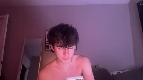 Snapshot of hungc0llegejock chatting on 10-25-25, 03:14 hungc0llegejock online show from 10-25-25, 03:14