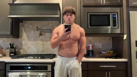 hungkingg22 online show from 10-05-25, 03:43