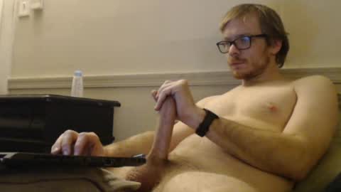 Snapshot of hungmysterio chatting on 02-28-25, 02:09 HungMysterio online show from 02-28-25, 02:09