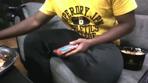 Snapshot of hunk_dominant chatting on 12-25-24, 06:09 hunk_dominant online show from 12-25-24, 06:09