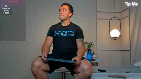 hunk_ryan online show from 01-10-25, 09:02