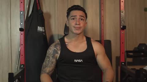 hunk_ryan online show from 10-06-25, 12:35