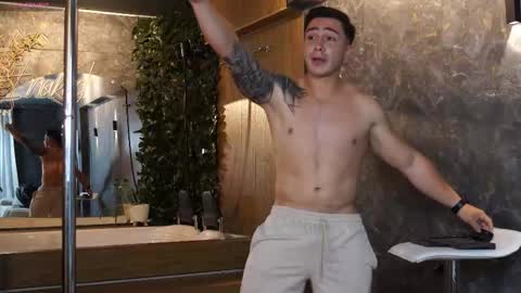 hunk_ryan online show from 11-20-25, 12:27