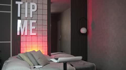 hunk_ryan online show from 12-16-25, 01:05