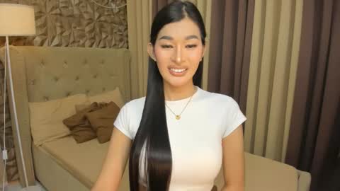 hunkhomerontop online show from 11-17-25, 09:15