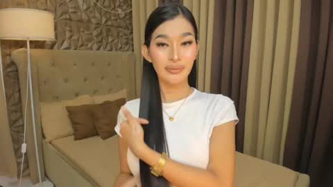 hunkhomerontop online show from 12-03-25, 09:29