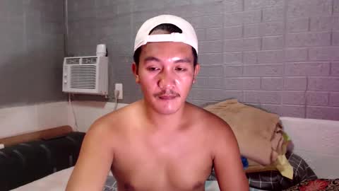 hunkylloyd online show from 04-06-26, 04:46