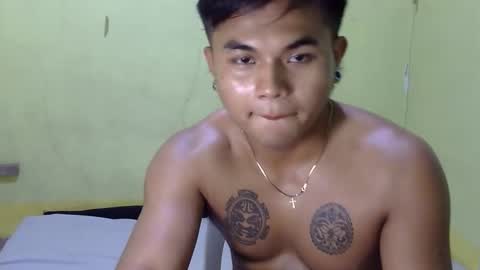 hunkyzeus online show from 10-16-25, 12:39