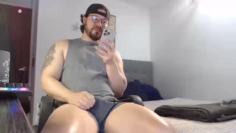   online show from 09-11-25, 01:22