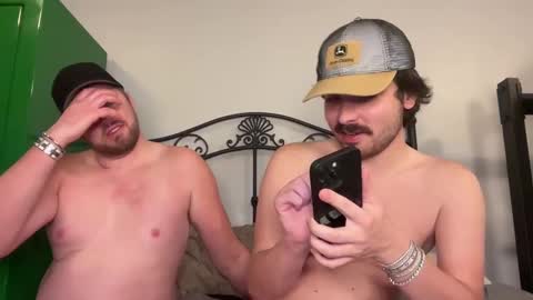 Snapshot of hunterbentleyy chatting on 02-16-25, 02:53 Hunter online show from 02-16-25, 02:53