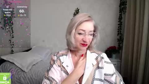 Snapshot of hunters_woman chatting on 11-02-25, 12:07 Irena online show from 11-02-25, 12:07