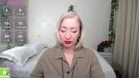 Snapshot of hunters_woman chatting on 11-14-25, 02:16 Irena online show from 11-14-25, 02:16