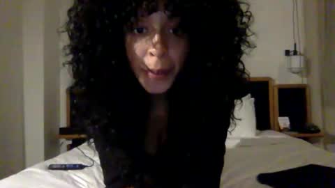 Goddess Hunyy online show from 01-01-25, 12:32