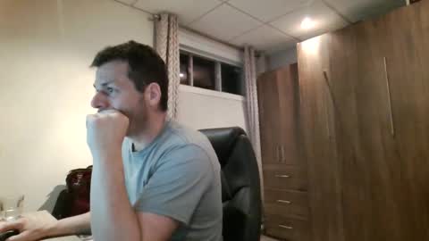 hurley7890 online show from 01-17-25, 02:18