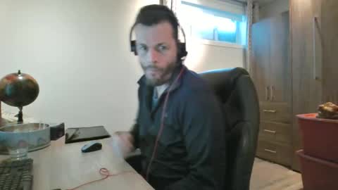 hurley7890 online show from 02-19-25, 07:48