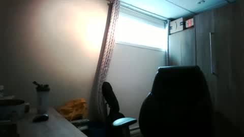 hurley7890 online show from 11-26-25, 05:03