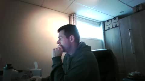 hurley7890 online show from 12-05-25, 03:09