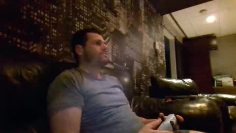 hurley7890 online show from 02-03-26, 02:21