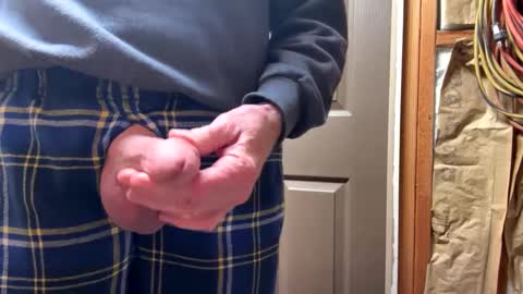 huskey300 online show from 02-02-25, 02:56