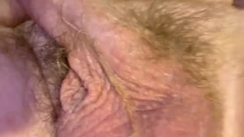 Snapshot of huuuuuuuge chatting on 02-28-26, 12:11 huuuuuuuge online show from 02-28-26, 12:11