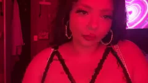 Snapshot of hxnnyyb chatting on 02-15-26, 05:59 Bex online show from 02-15-26, 05:59