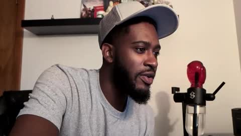 Snapshot of hydroblack chatting on 09-25-25, 05:33 HydroBlack online show from 09-25-25, 05:33