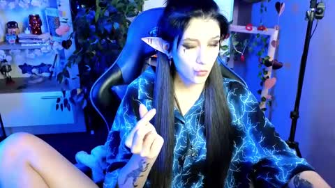 Hyeon Jin online show from 02-17-25, 03:47