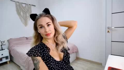 Snapshot of hyohallock chatting on 11-14-25, 11:09 Alice online show from 11-14-25, 11:09