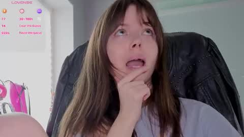 Miley. PVT open i have extra prices on nude show  online show from 02-24-26, 12:36