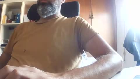 Snapshot of hyperpau chatting on 09-16-25, 08:15 Hyperpau online show from 09-16-25, 08:15