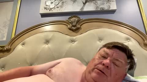 Snapshot of hypnotizing4u chatting on 10-06-25, 03:59 hypnotizing4u online show from 10-06-25, 03:59