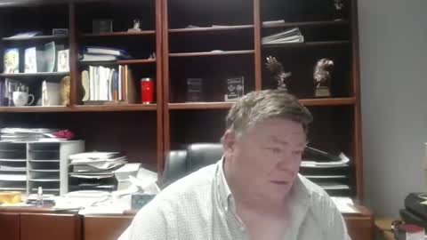 Snapshot of hypnotizing4u chatting on 11-28-25, 03:47 hypnotizing4u online show from 11-28-25, 03:47